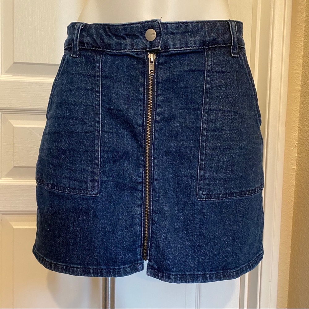 Madewell Utility Denim Zip Skirt Size 30 - Picture 2 of 8